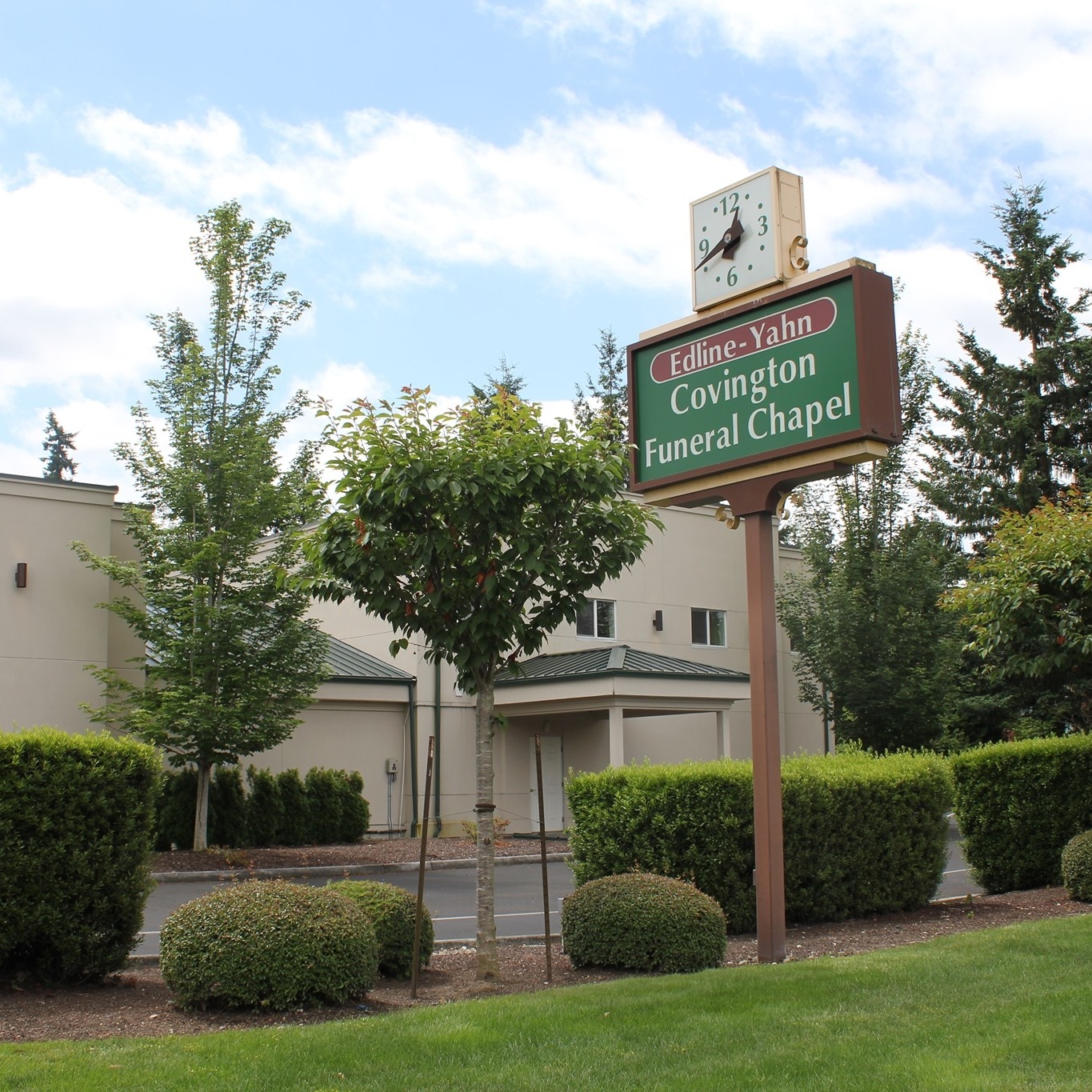 Edline-Yahn & Covington Funeral Chapel - Business Photo
